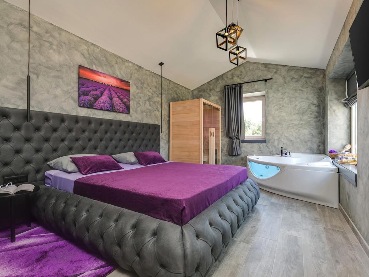 Lavanda Villa